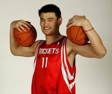 引发了球迷 引发了球迷