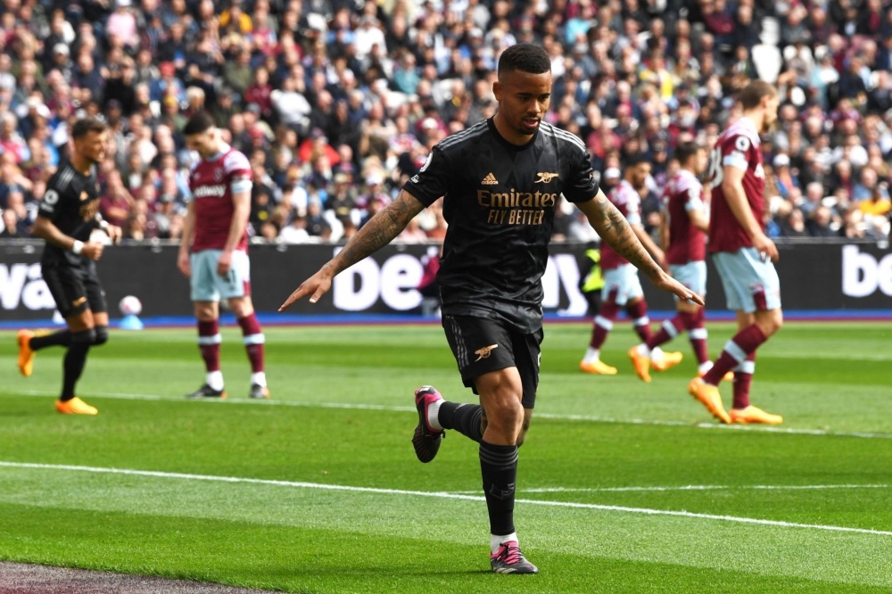 人联想到那 人联想到那