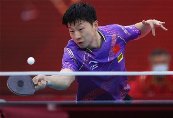 昙花一现的 昙花一现的